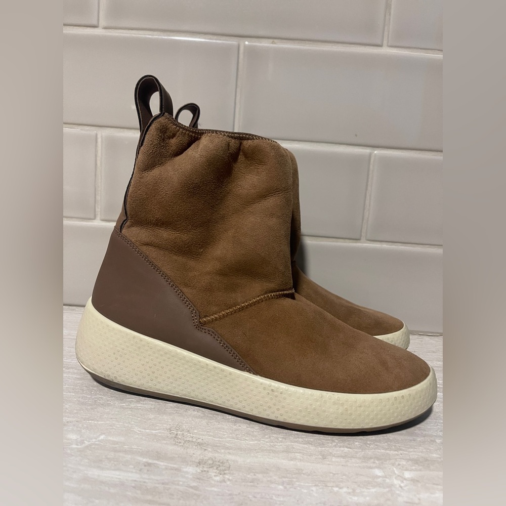 ECCO Ukiuk women's snow boots Sz 39 (8-8.5)